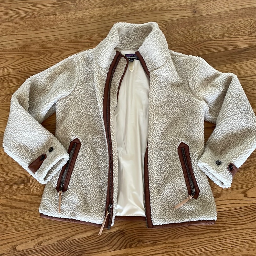 Patagonia Womens Divided Sky Jacket